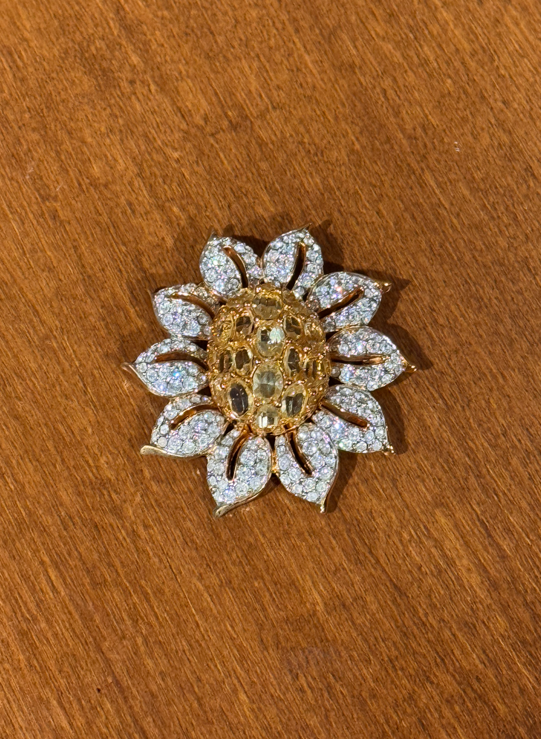 Large Daisy in Yellow - Gail Candlin