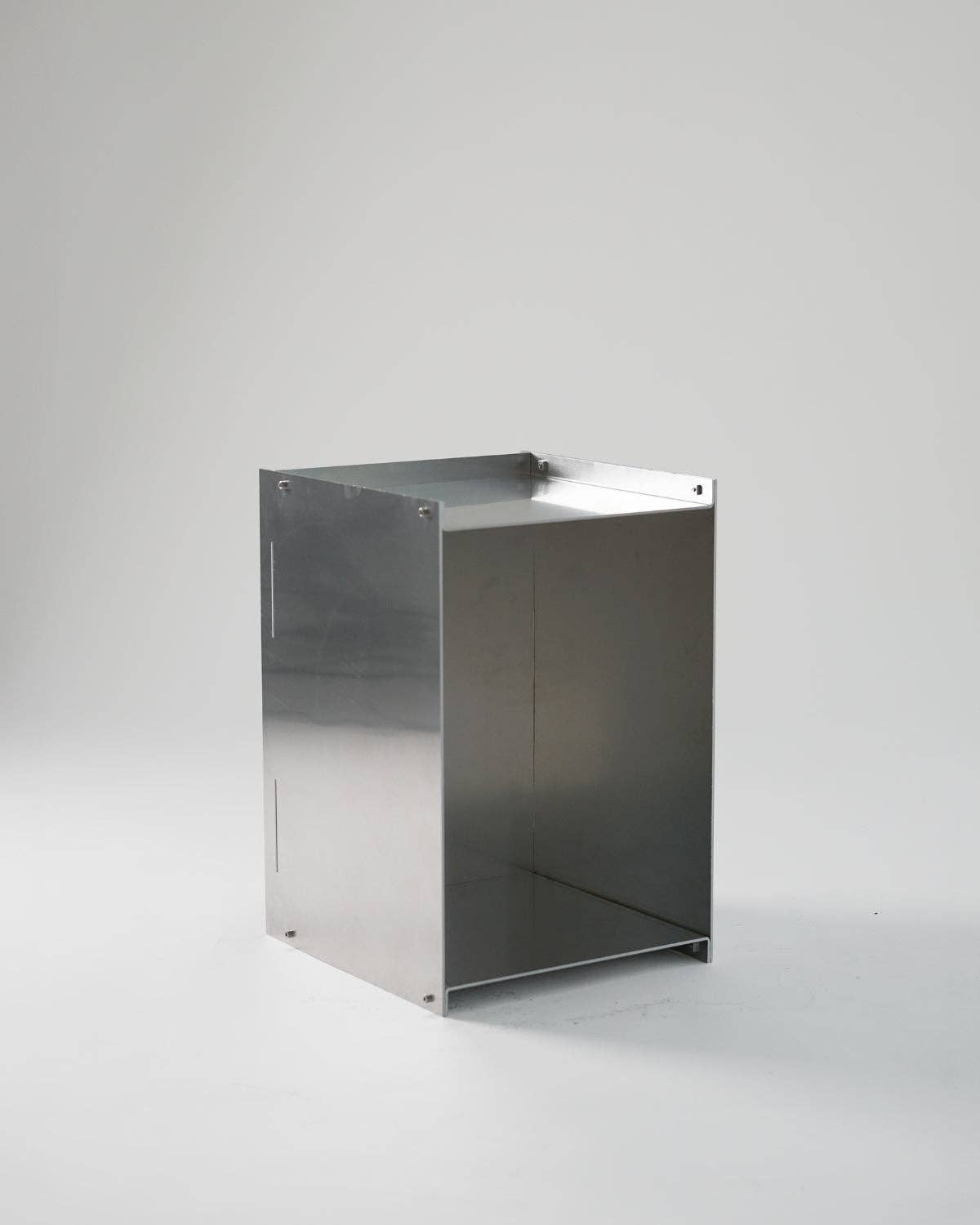 M01 - Table
