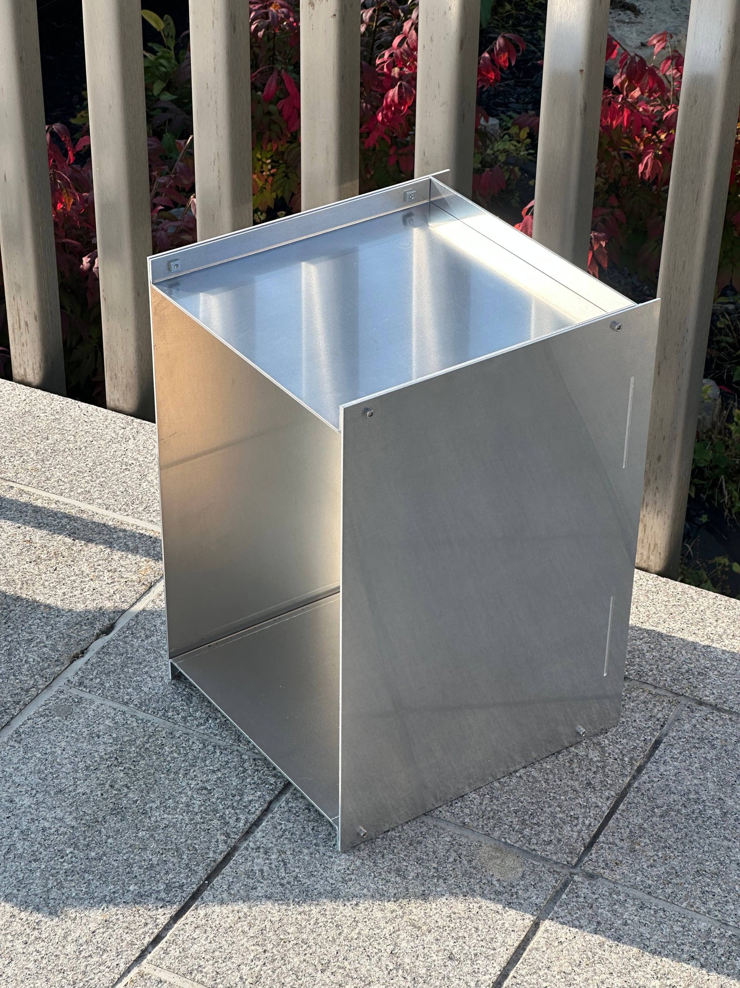 M01 - Table