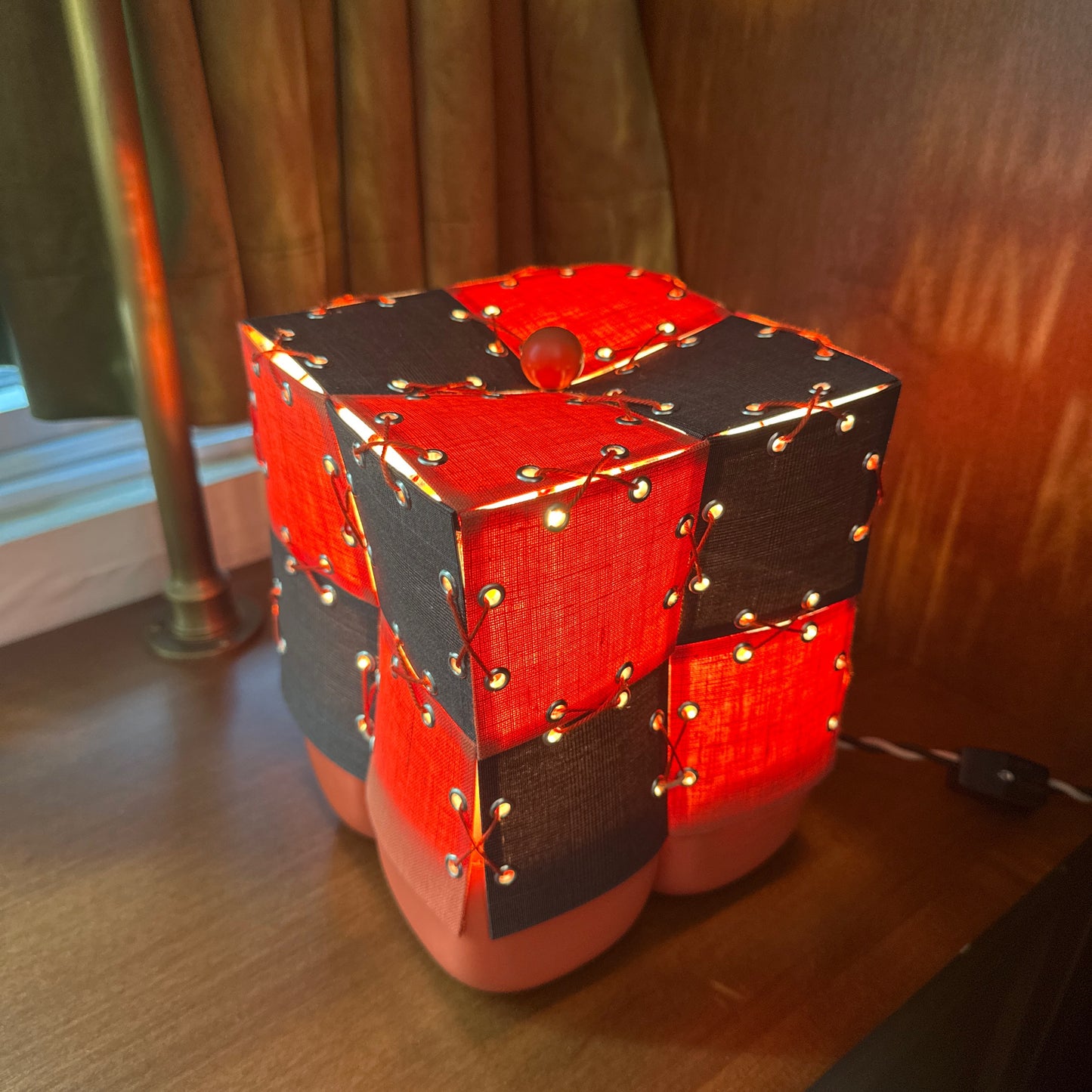 Eric Zindorf table lamp - red and black